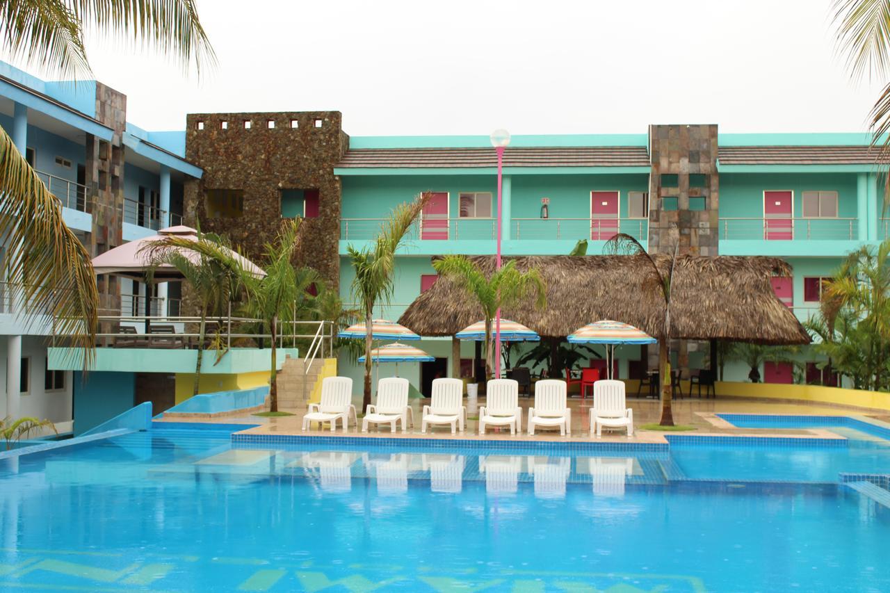 Miami Inn 누에보 바야르타 외부 사진